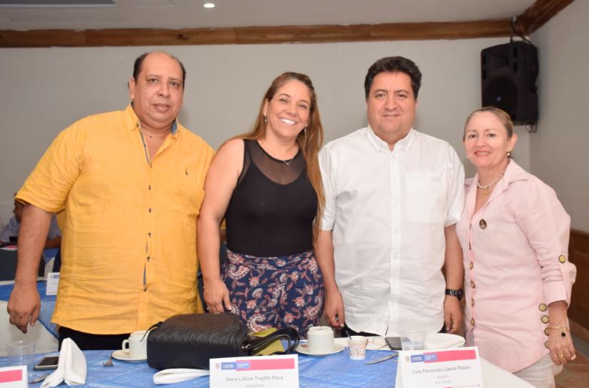 Charles Barrera Zúñiga, Alcalde de Guadalupe; Dora Liliana Trujillo Pava, Alcaldesa de Tarqui; Luis Fernando Llanos Pabon, Alcalde de San Agustín y Yelitsa Fierro Laguna, Alcaldesa de Teruel.